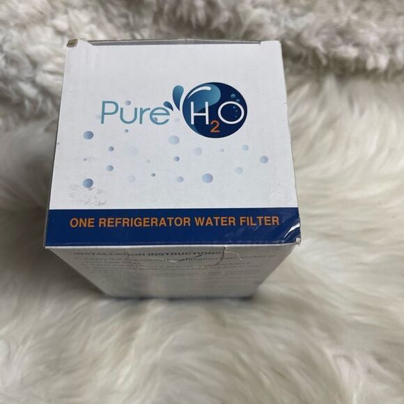 PureH2O Refrigerator Filter Model PH21100 new in box with plastic wrap - Picture 3 of 7